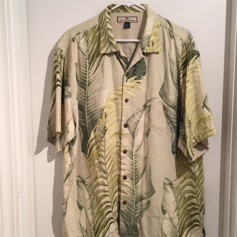 Tommy Bahama 100% Silk Hawaiian Shirt Large